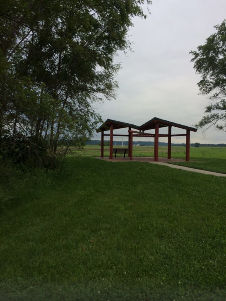 bike-trail-rest-stop