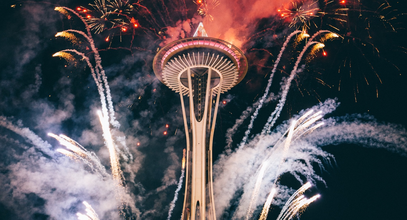 seattle-fireworks-space-needle